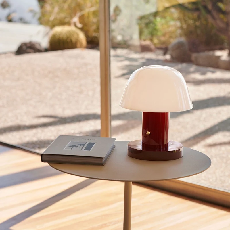 &Tradition Setago JH27 Portable Table Lamp