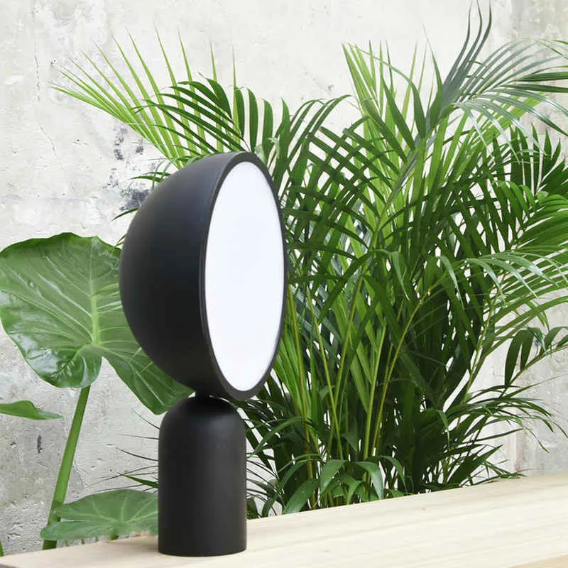 Eno Studio Atlas Table Lamp