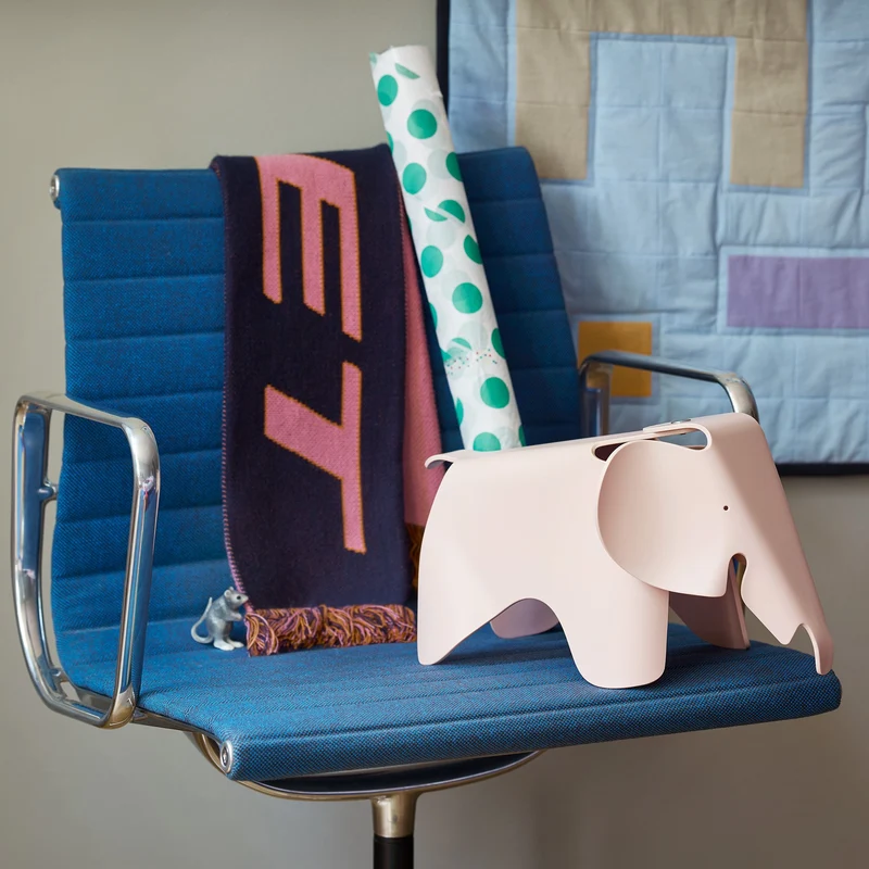Vitra Eames Elephant Small