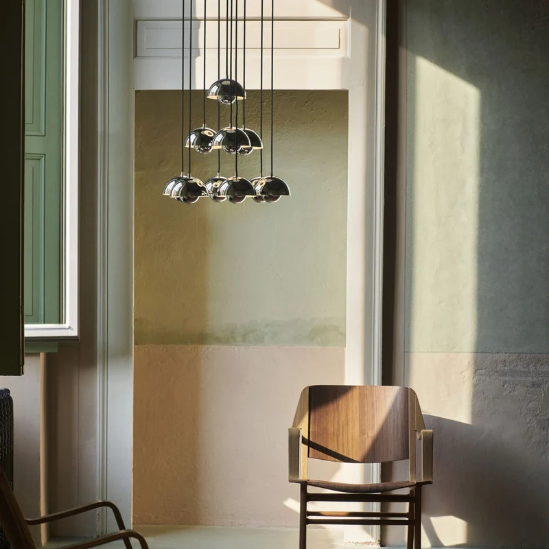 &Tradition Flowerpot VP10 Chandelier