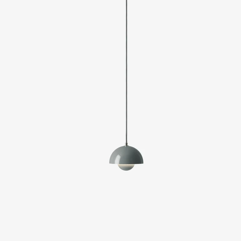&Tradition Flowerpot VP10 Chandelier