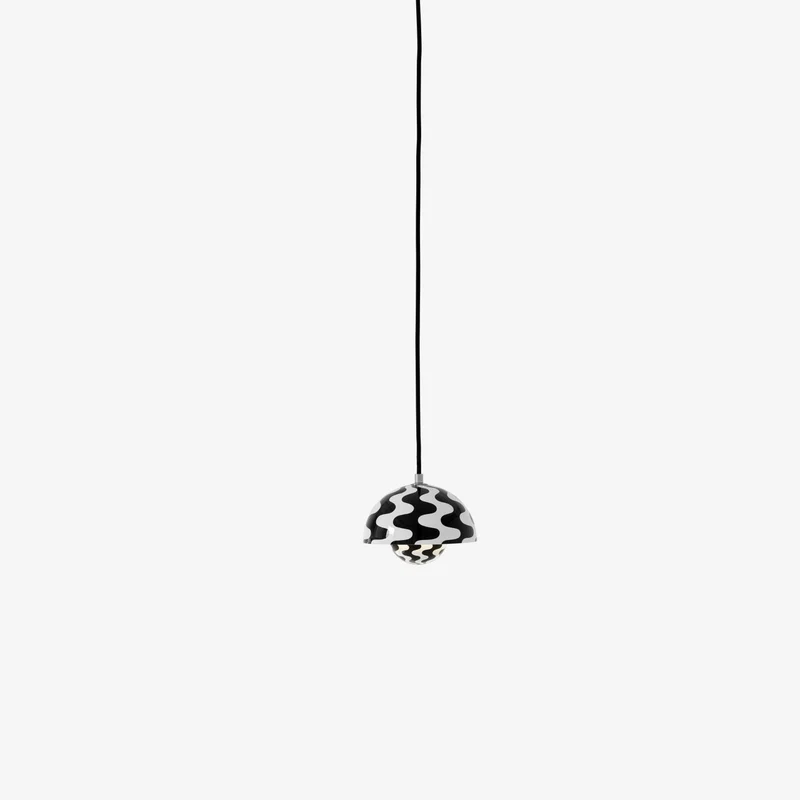 &Tradition Flowerpot VP10 Chandelier