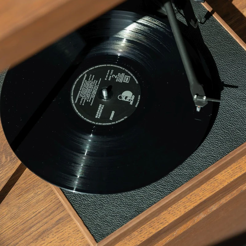 La Boite concept Square CC Vinyl Turntable