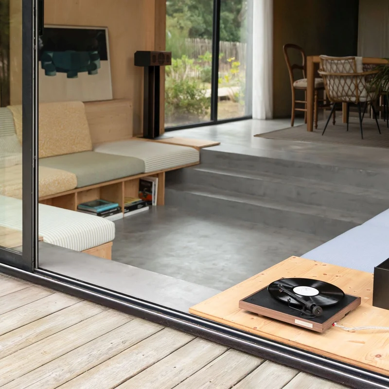 La Boite concept Square CC Vinyl Turntable