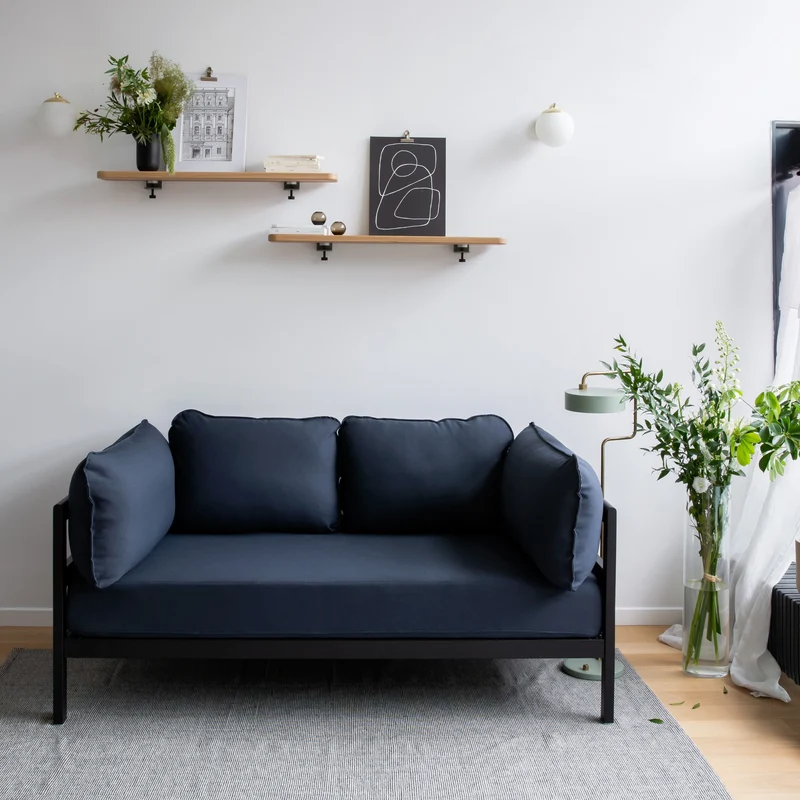 Tiptoe Bracket Wall Shelf