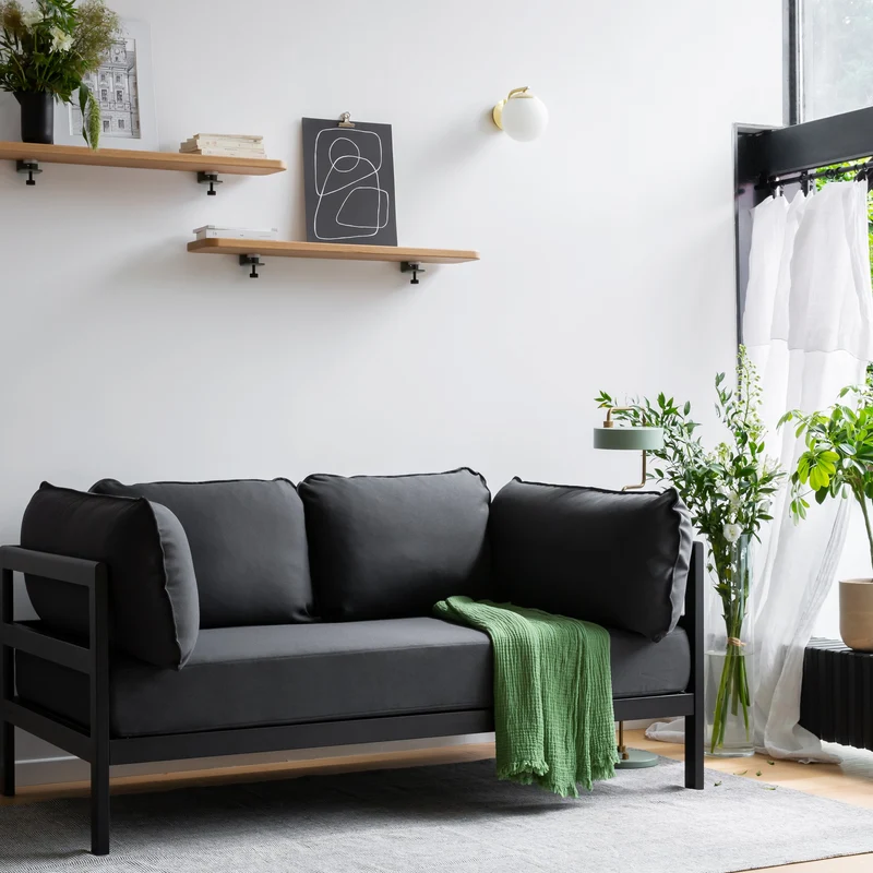 Tiptoe Bracket Wall Shelf