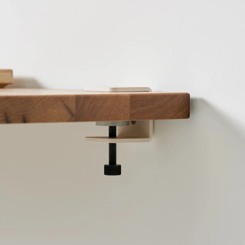 Tiptoe Bracket Wall Shelf